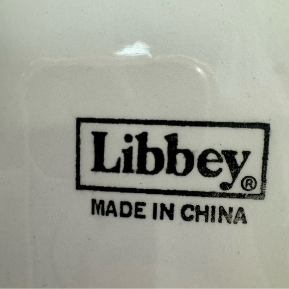 Libbey handpainted 8.5” plates set of 2 - Picture 7 of 8